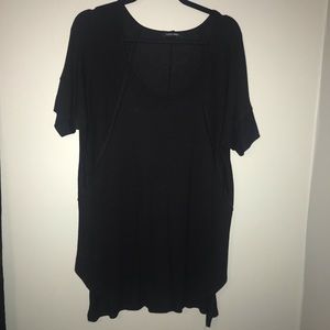 Flowy tee